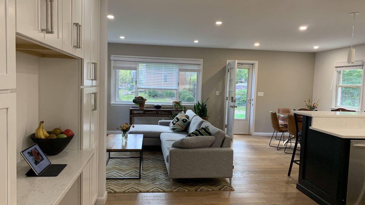 New Paltz House | Seasonal or short term, modern 4-bedroom on quiet, tree-lined street