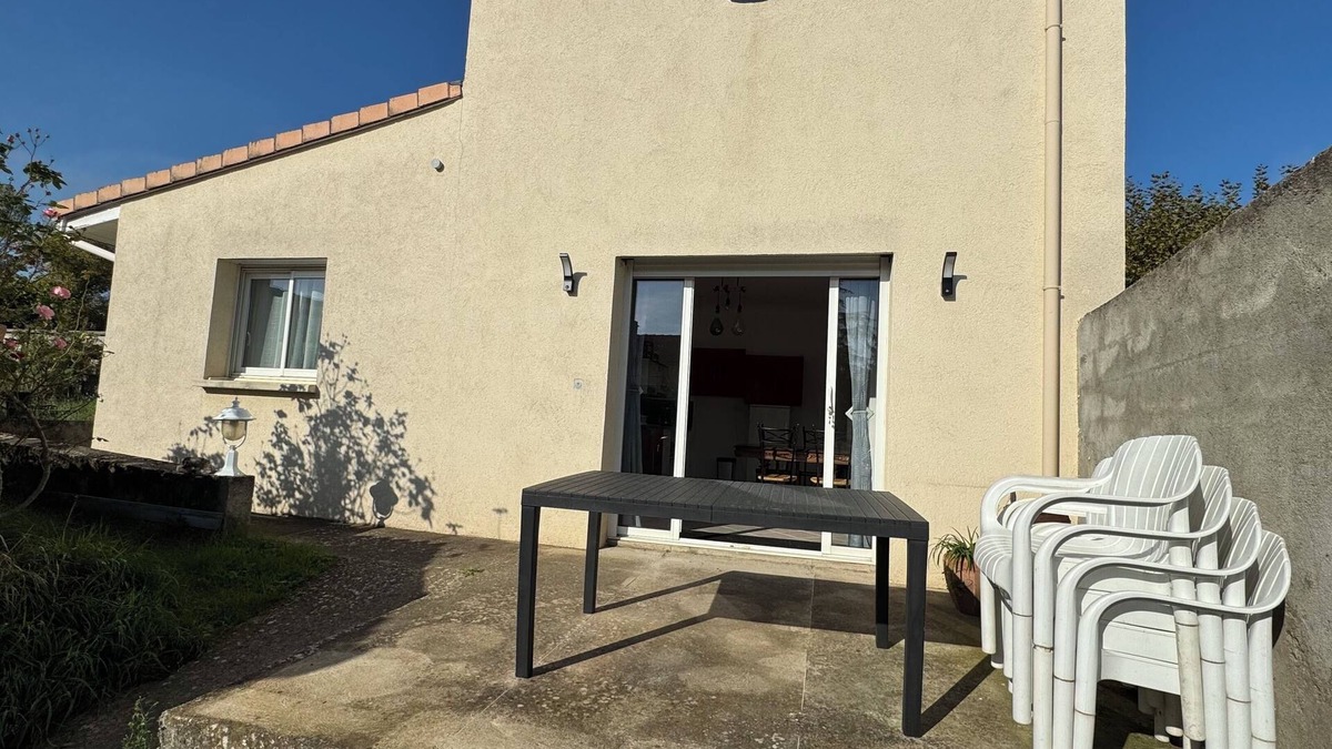 Chatuzange-le-Goubet House | Seasonal rental maisonnette