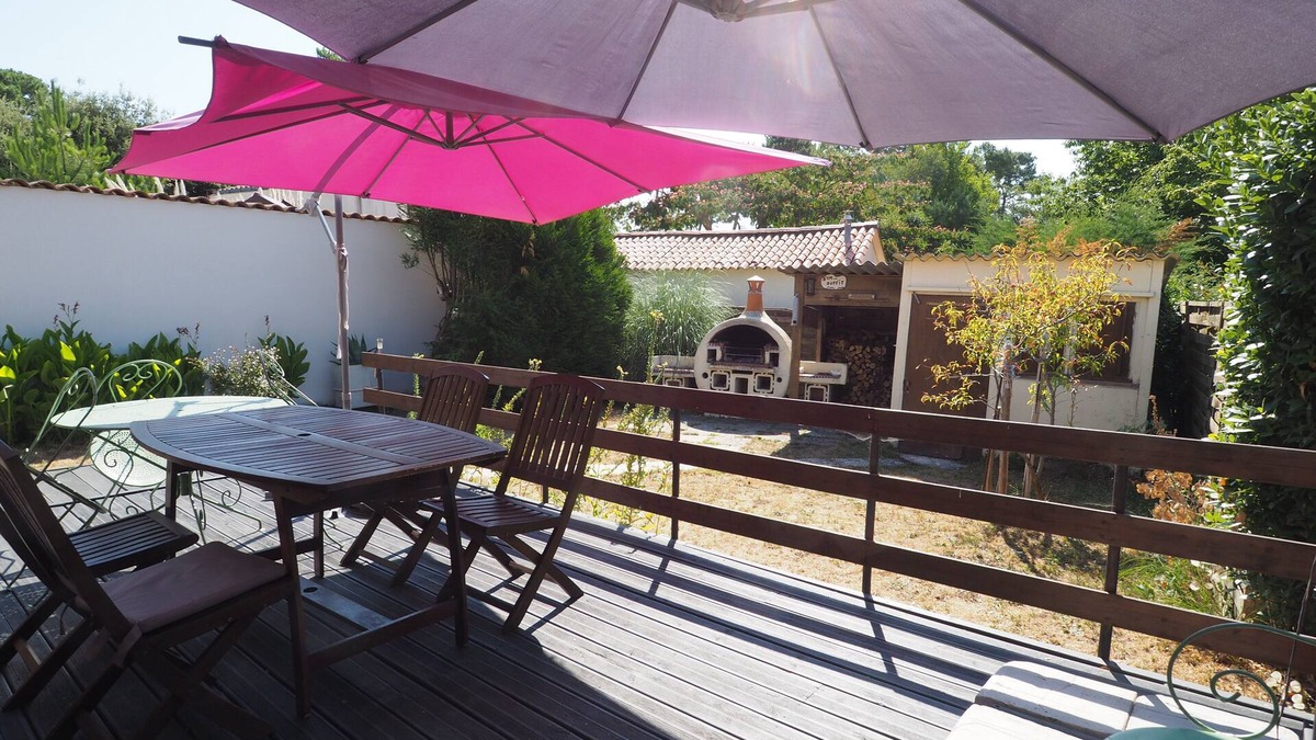 Jard-sur-Mer House | seasonal rental wooden frame house