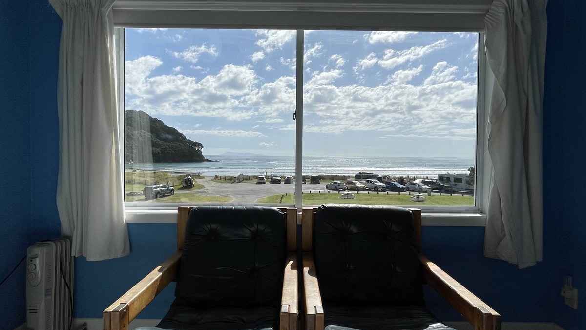Waihi Beach Cottage | Seasong - Waihi Beach Holiday Home