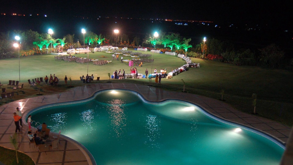 Rajkot Hotel | Seasons Hotel