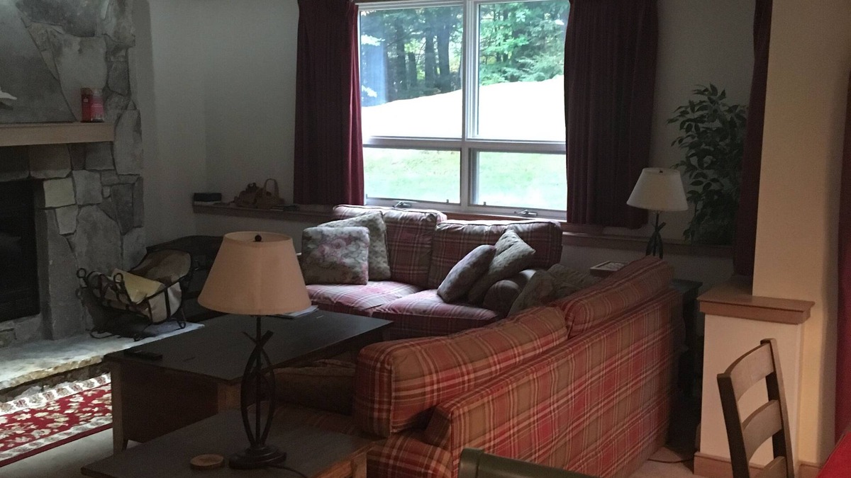 West Dover Condo | Seasons On Mount Snow - Ski-in/Ski-out
