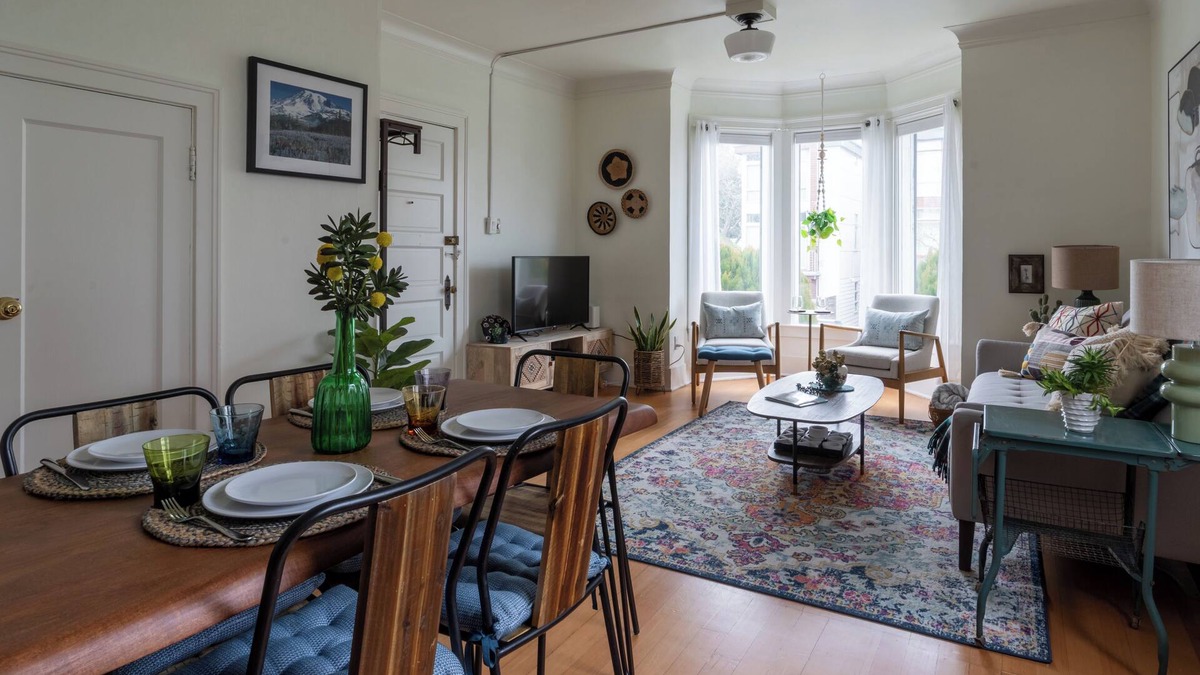 Ballard House | Seattle/Ballard Modern 2 bedroom home, close to all Seattle tourist attractions!