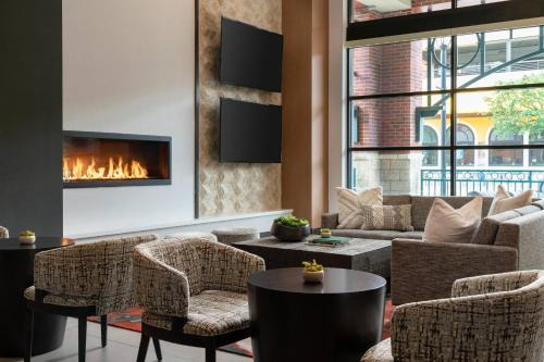 Downtown Hotel | Seattle Marriott Redmond