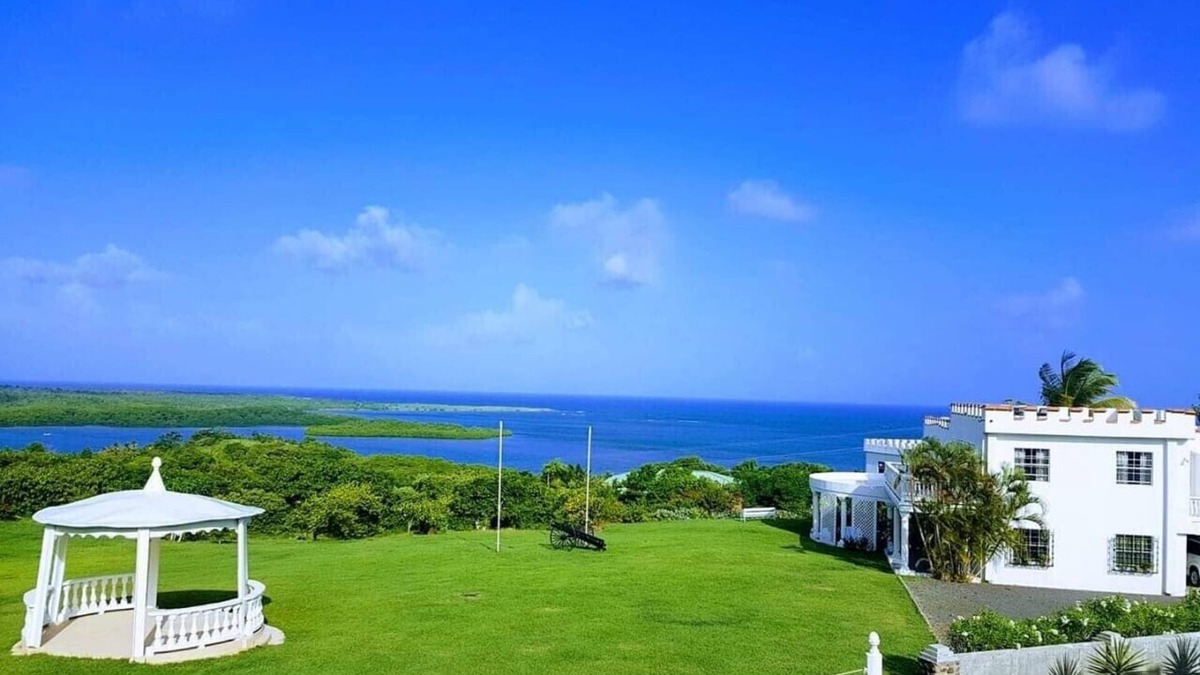Vieux Fort Quarter Apartment | Seaview Apartment 4