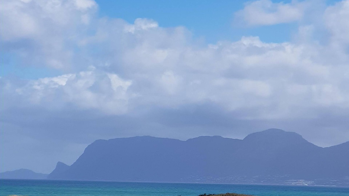 Muizenberg Apartment | seaview apartment Muizenberg,Cape Town