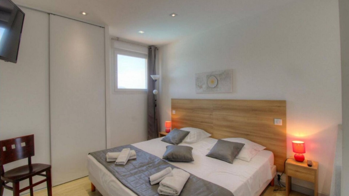 Viggianello Cottage | Seaview! Beautiful holiday home with lots of charm