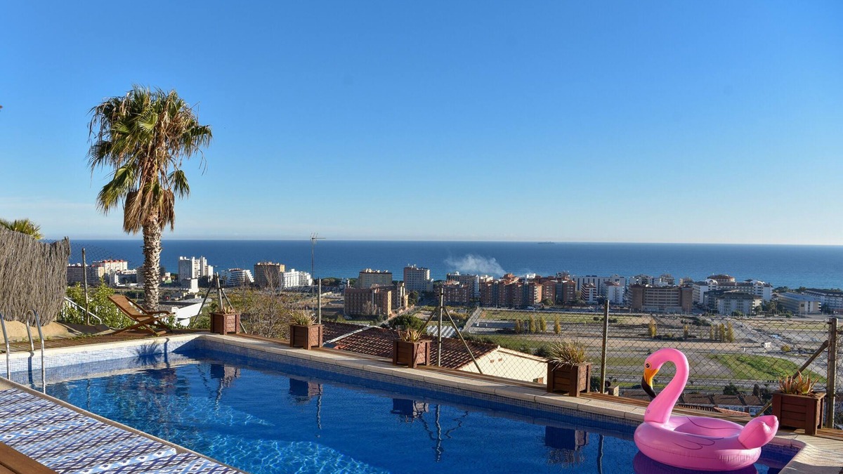 Santa Susanna Villa | Seaview Family Retreat Villa