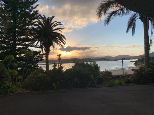 Onerahi Villa | Seaview House Unit 2A