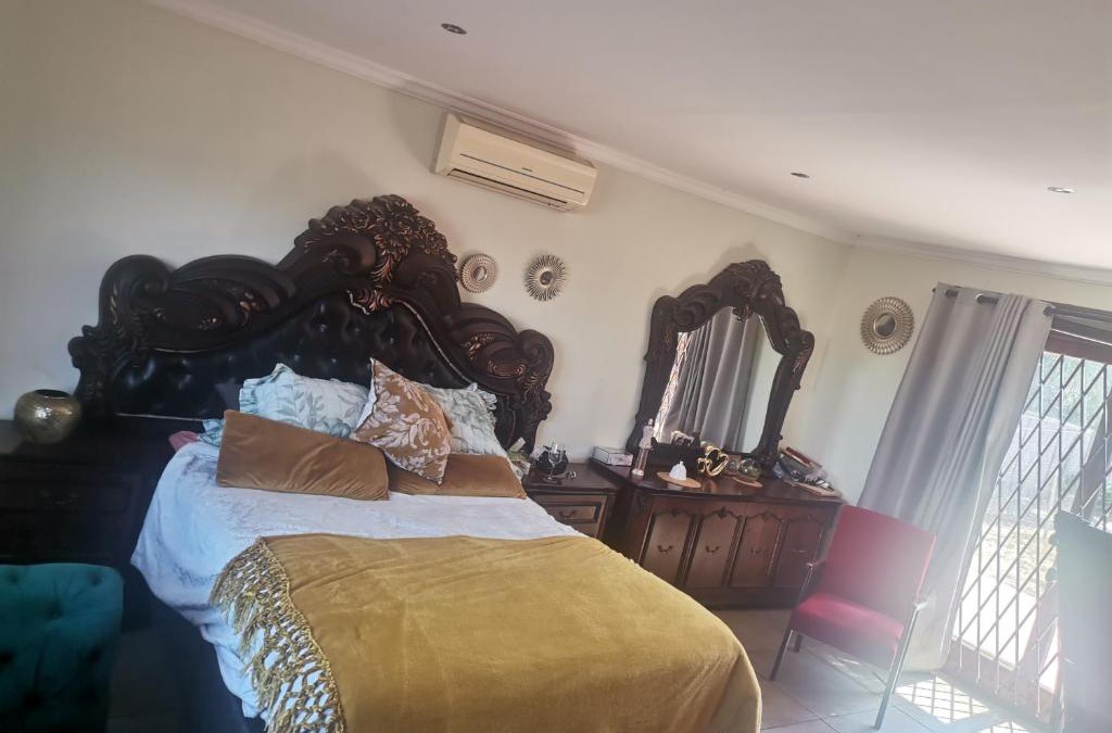 Port Elizabeth Apartment | Seaview PE Unit