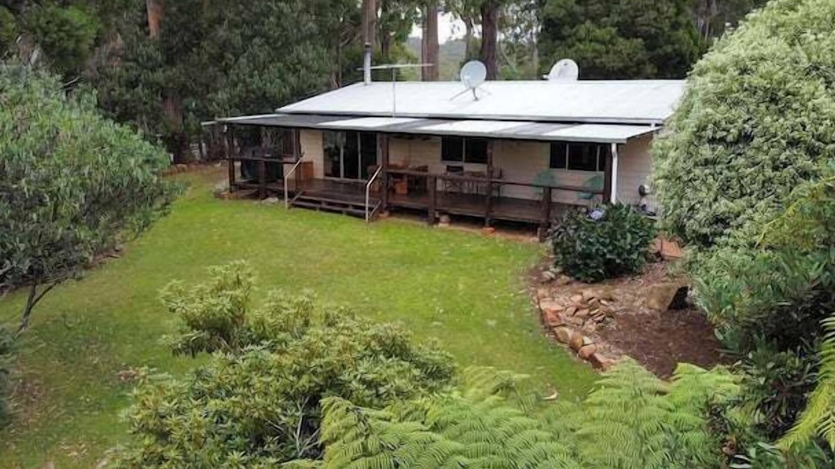 Adventure Bay House | Seaview Retreat Getaway