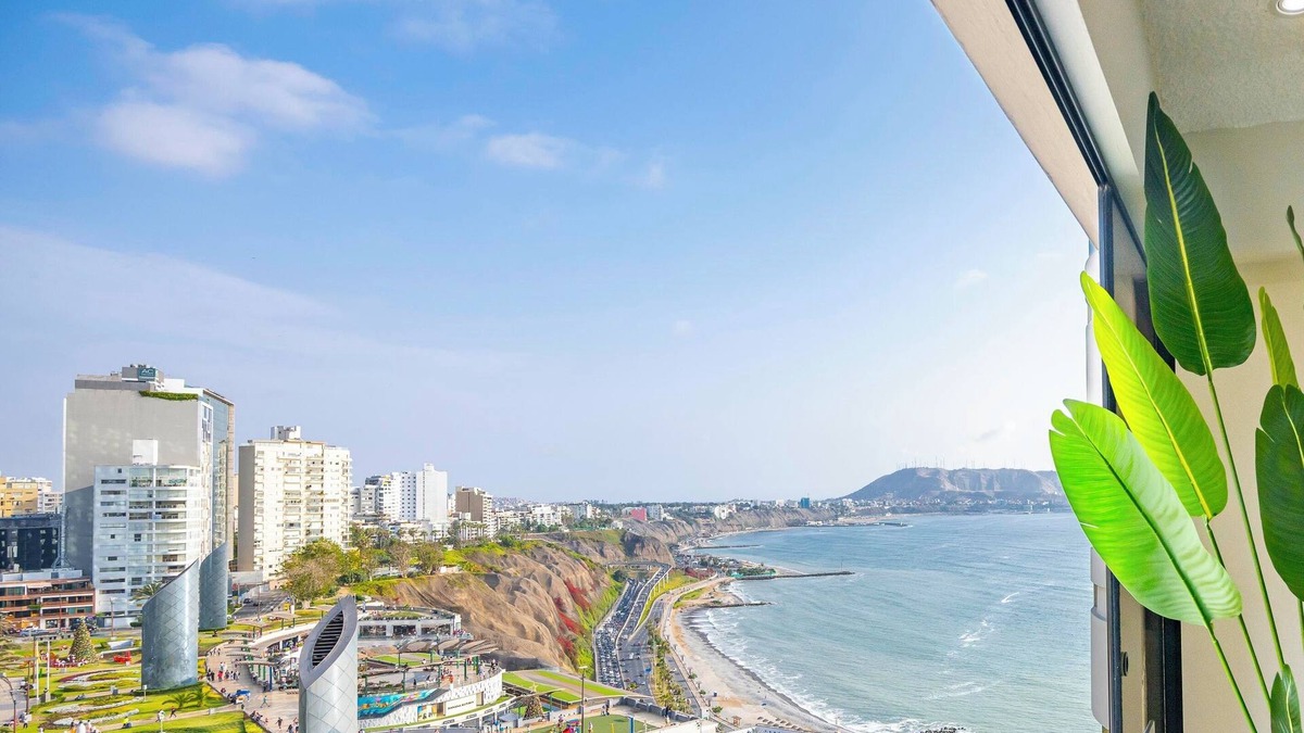 Petit Jean Ocharan Apartment | Seaview Terrace Pacific KING 4BR/3BA JW Marriott