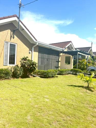 Florence Hall Village Villa | Seaview Villa at Stonebrook Manor
