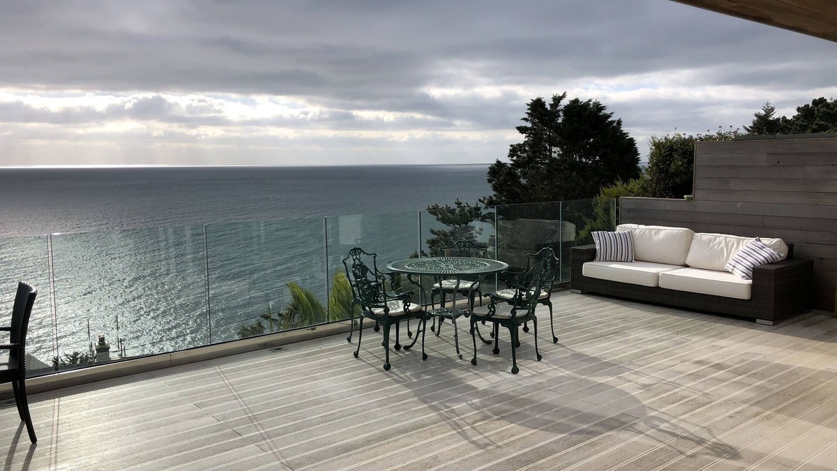 Seaton House | “Seawards”. House with panoramic sea views, set directly above the SW Coast Path
