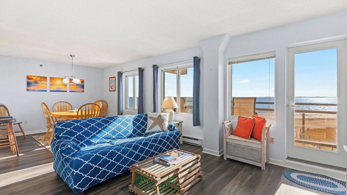 Old Orchard Beach Condo | SeaWatch Oceanfront, direct access to beach