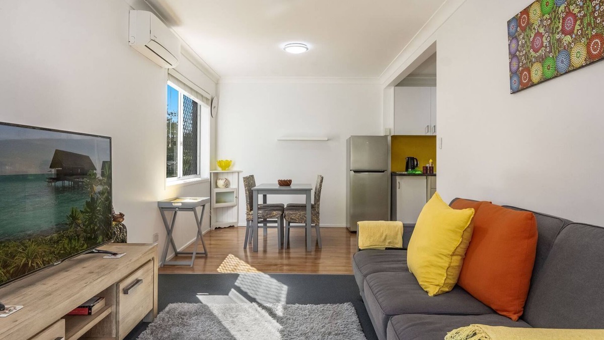 Yamba Apartment | Seawest 2 | Entrance Wooli Street