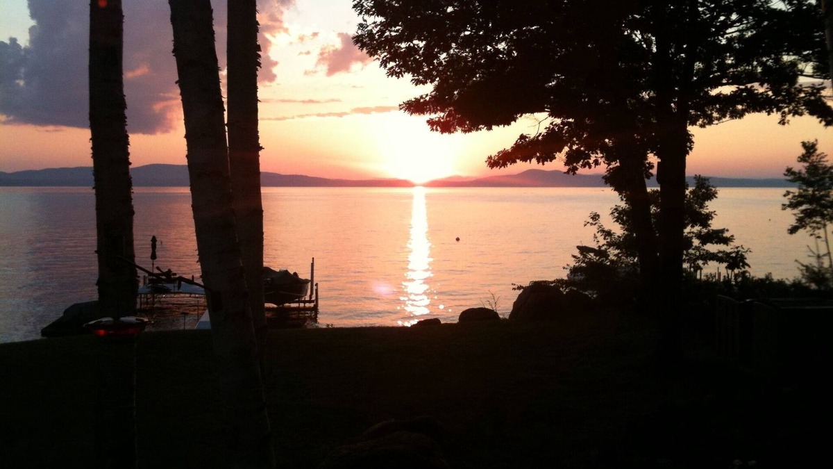 Standish Cottage | Sebago Lake Waterfront Rentals