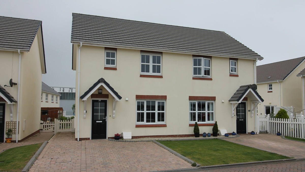Peel House | Sebbie's House, Isle of Man holiday cottage