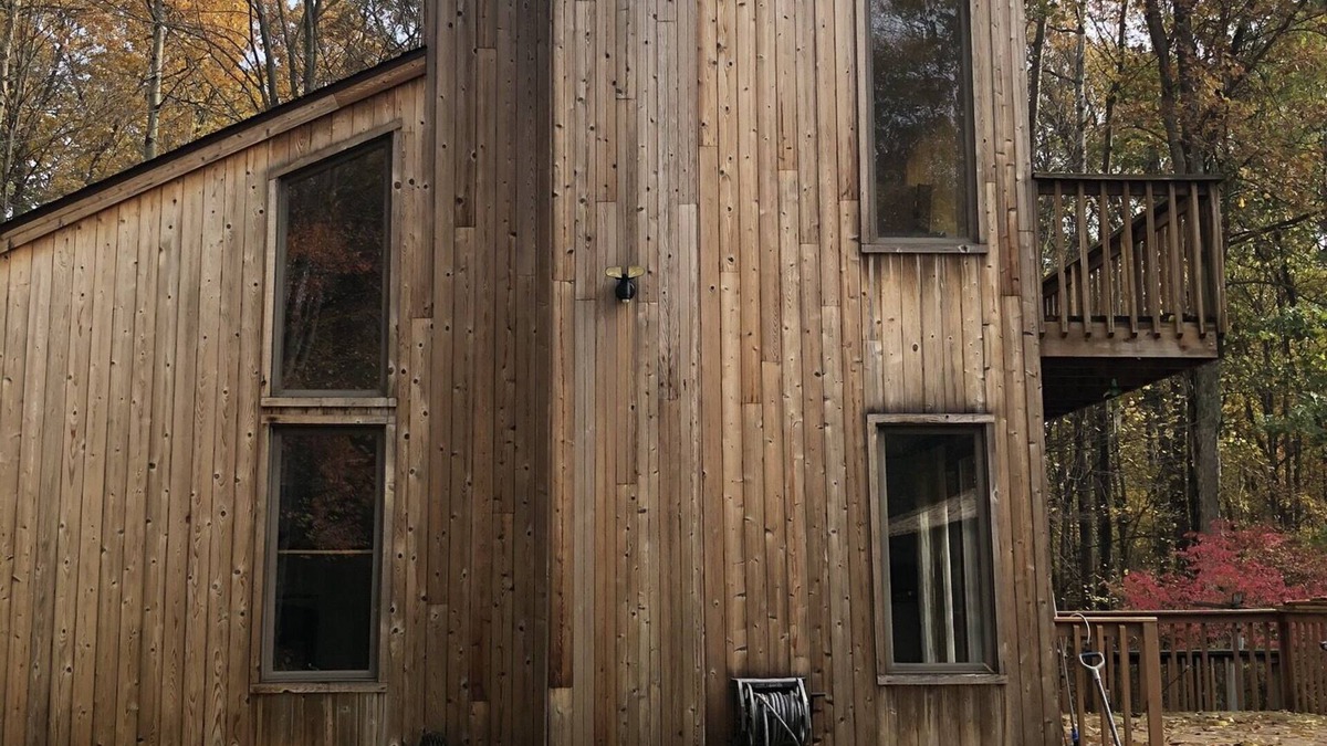 Kendall House | Secluded 10 acre home in the woods