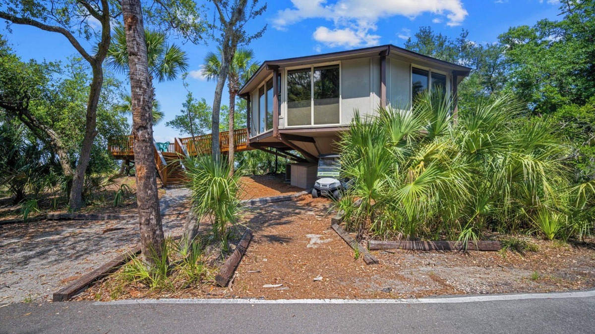 Saint Helena Island House | Secluded 2 Bedroom Treehouse w/Spectacular Marsh Views, 873 Fiddlers Ridge