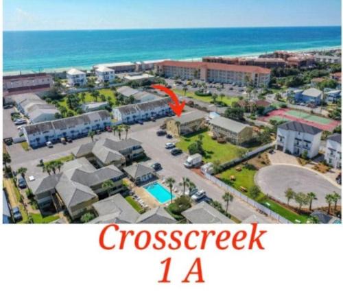 Emerald Waters Village House | Secluded 2BR-2BA condo - 5 minute walk to the Gulf