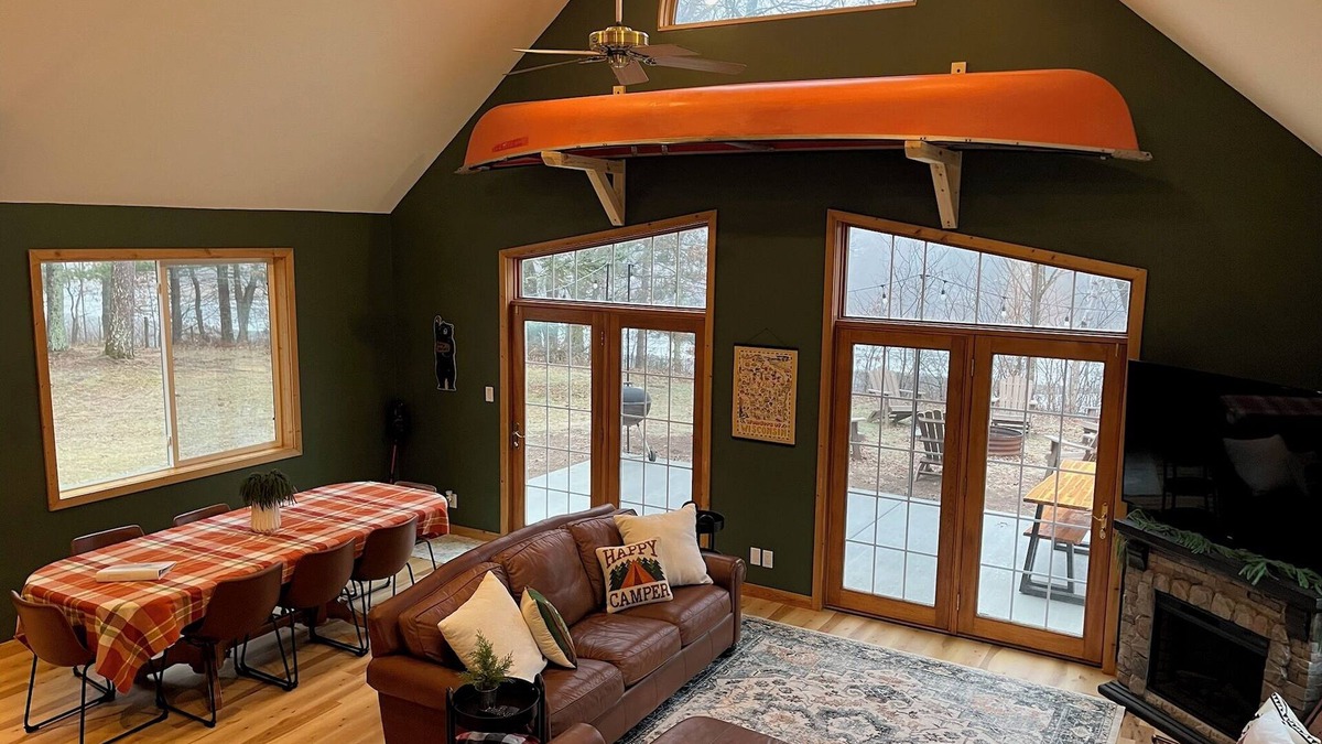 Ladysmith Cabin | Secluded 3-bedroom cabin on the Chippewa River near Ladysmith, WI with WiFi, AC