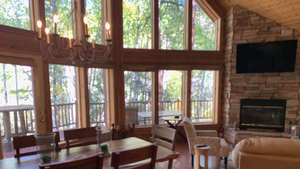 Mammoth Creek House | SECLUDED A FRAME LOG CABIN OVERLOOKING IPSON CREEK AT PANGUITCH LAKE