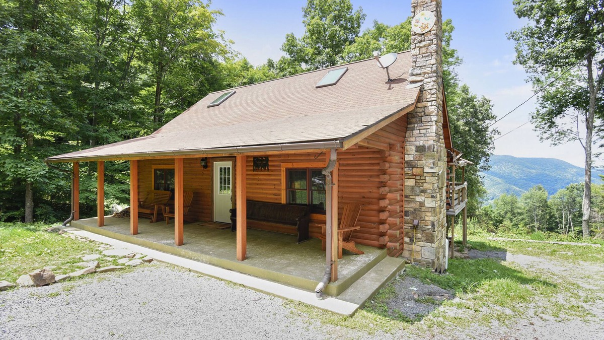 Harman Cabin | Secluded Cabin, Comfortable Lux, Valley View ~ Canaan Valley & Seneca
