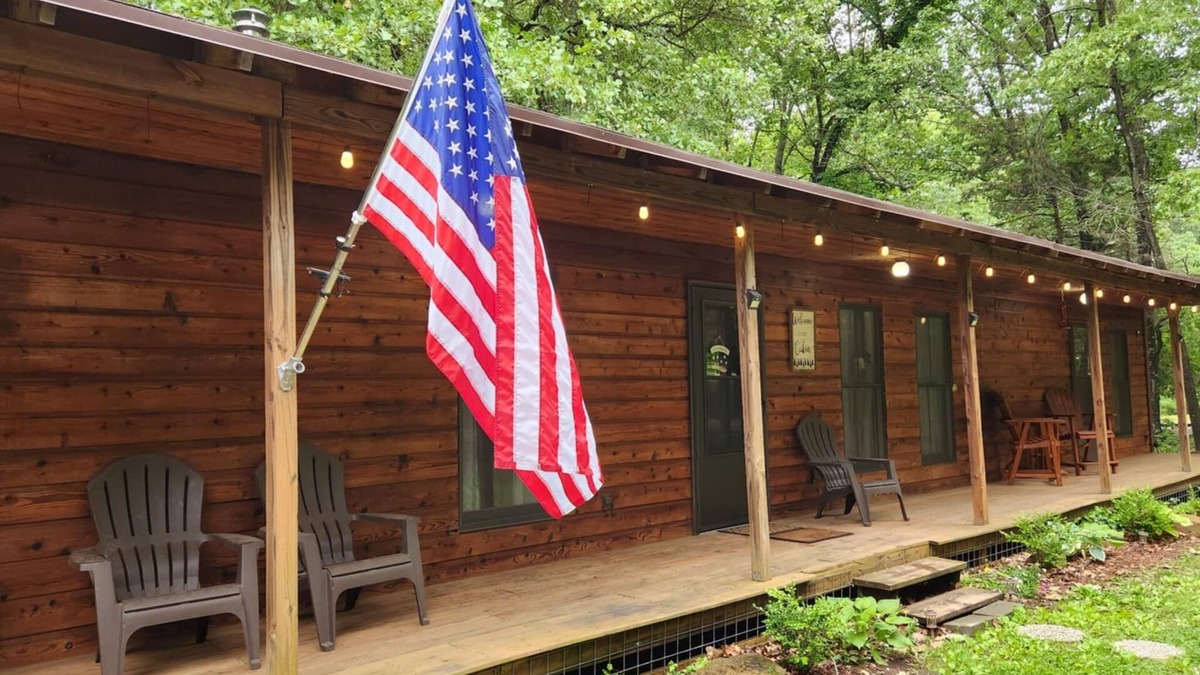Greenfield Cabin | Secluded Cabin Getaway with Firepit