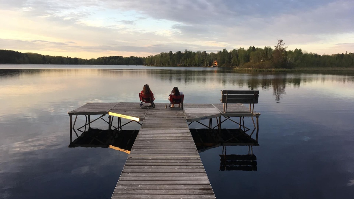 Pine County Cabin | Secluded cabin in the woods on 2000 feet of shoreline. No neighbors.