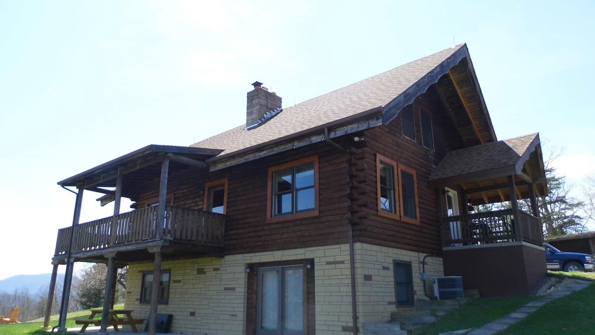 Upper Tract Cabin | Secluded cabin near Smoke Hole