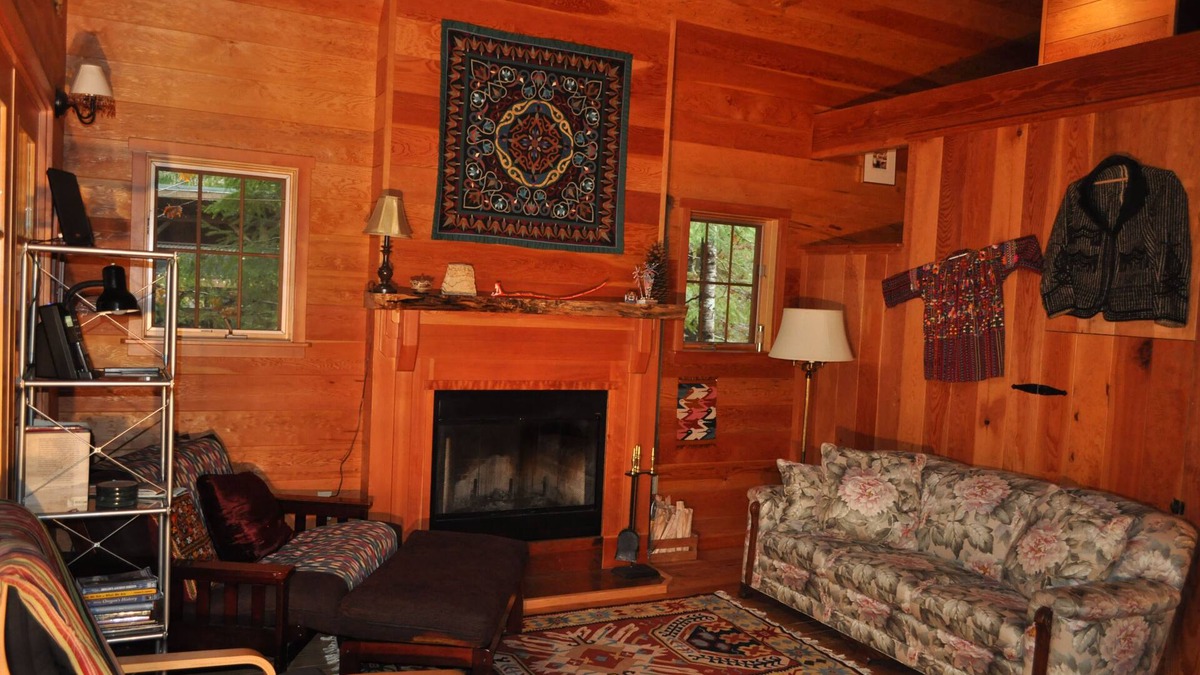 McKenzie Bridge Cabin | Secluded Cabin on Horse Creek, Outdoor Camp Kitchen, Sauna & Bathouse