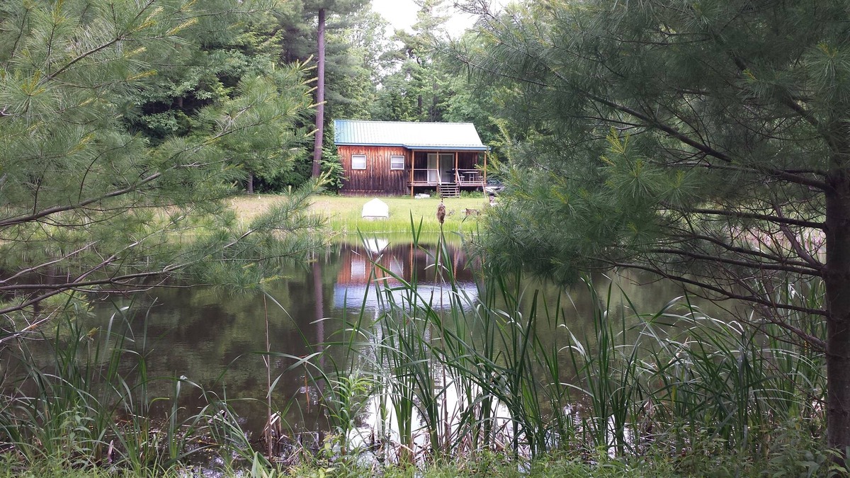 Bath Cabin | Secluded Cabin On 20 Acres & 2 Ponds Close To Wineries & Waterfalls.