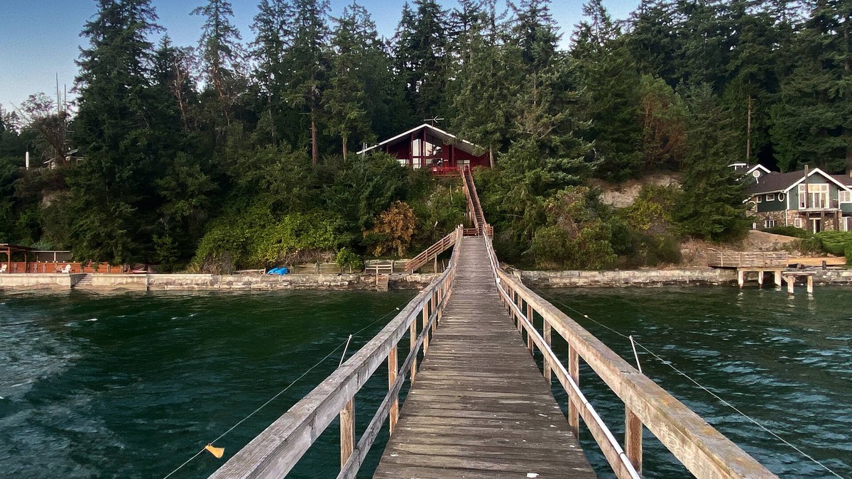 Whidbey Island Cabin | Secluded cabin on private beach