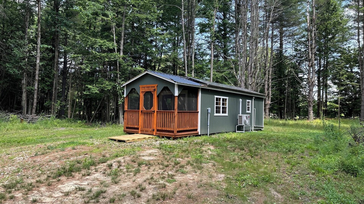 Constable Cabin | Secluded Cabin On the Salmon River Peninsula With AC and Heat in Westville NY