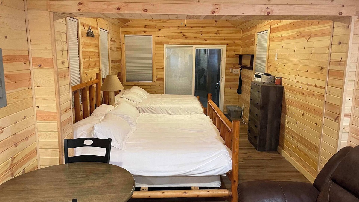 Gilbert Cabin | Secluded Cabin with King size bed