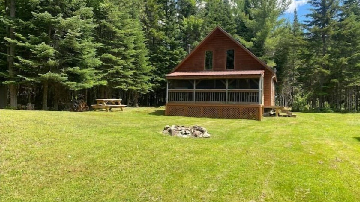 Rockwood Cabin | Secluded Cabin With Trail And Water Access