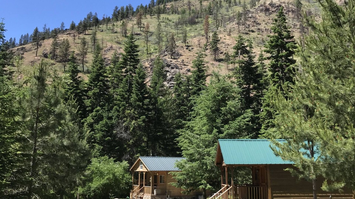 Hunters Cabin | Secluded cabins on private ranch
