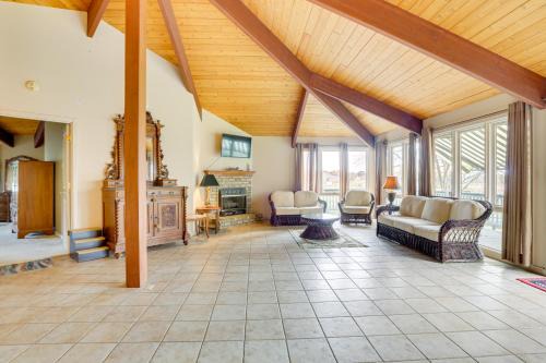 Siler City House | Secluded Countryside Home with Deck in Siler City