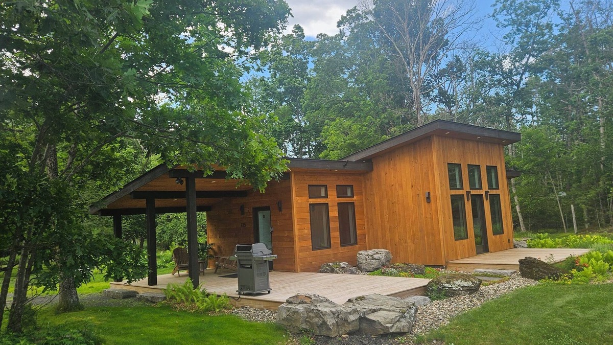West Hurley House | Secluded couples retreat !