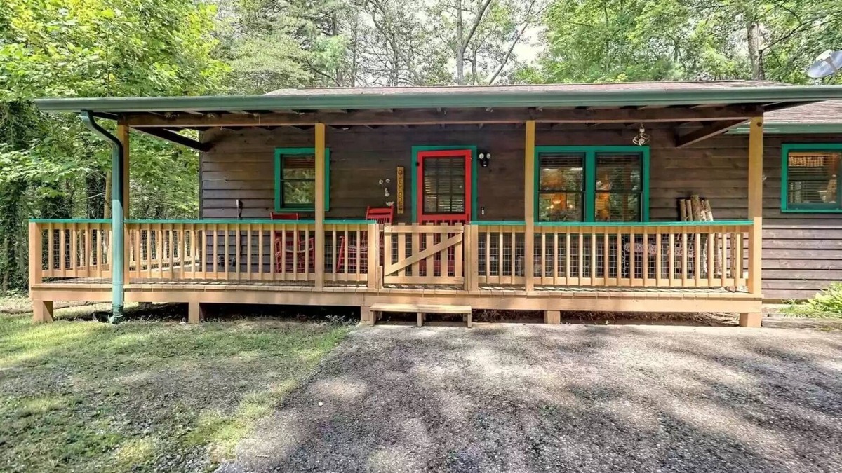Clayton Cabin | Secluded Cozy Cabin Near Clayton