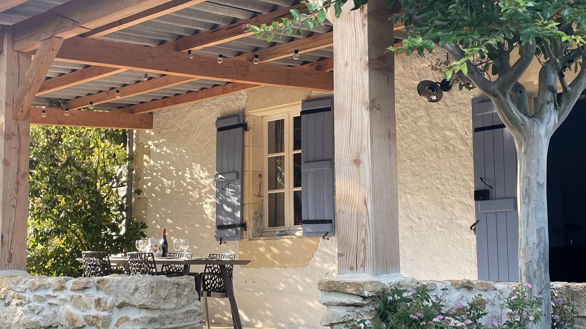 Cuzorn Cottage | Secluded Gite, private garden, large heated pool, tranquil setting