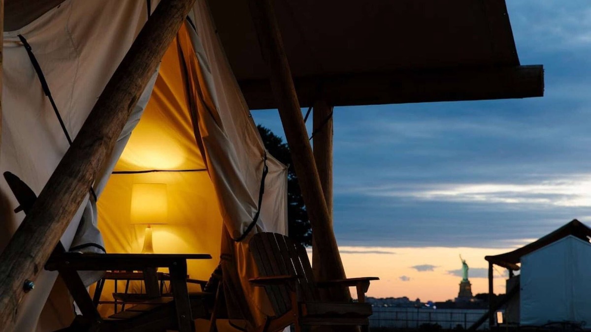 Manhattan Cabin | Secluded Glamping | Open Dining | Harbor Sunsets
