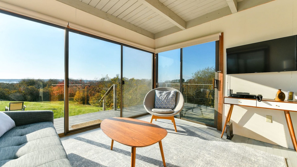 Chilmark House | Secluded Guest House overlooking Menemsha Pond. Dogs welcome + Lvl2 EV charger.