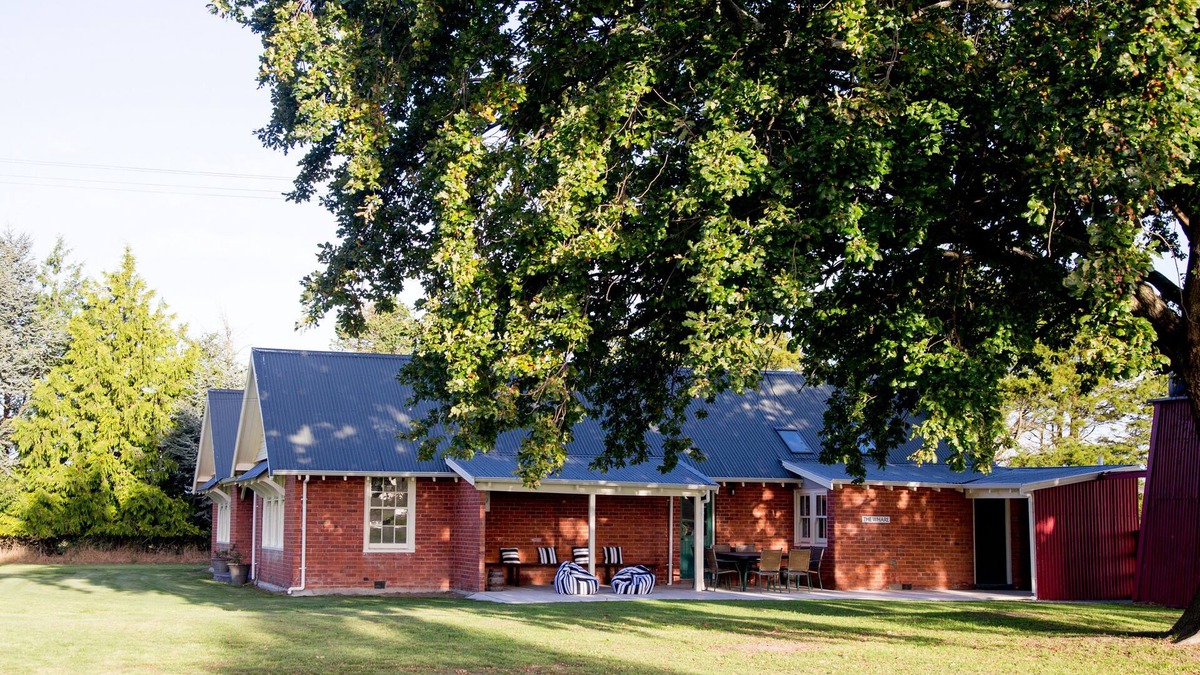 Coldstream Villa | Secluded historic gem