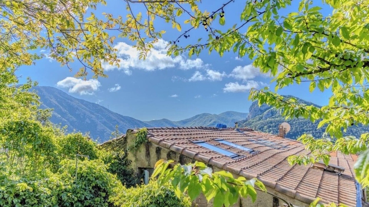 Salvezines House | Secluded home in Le Caunil