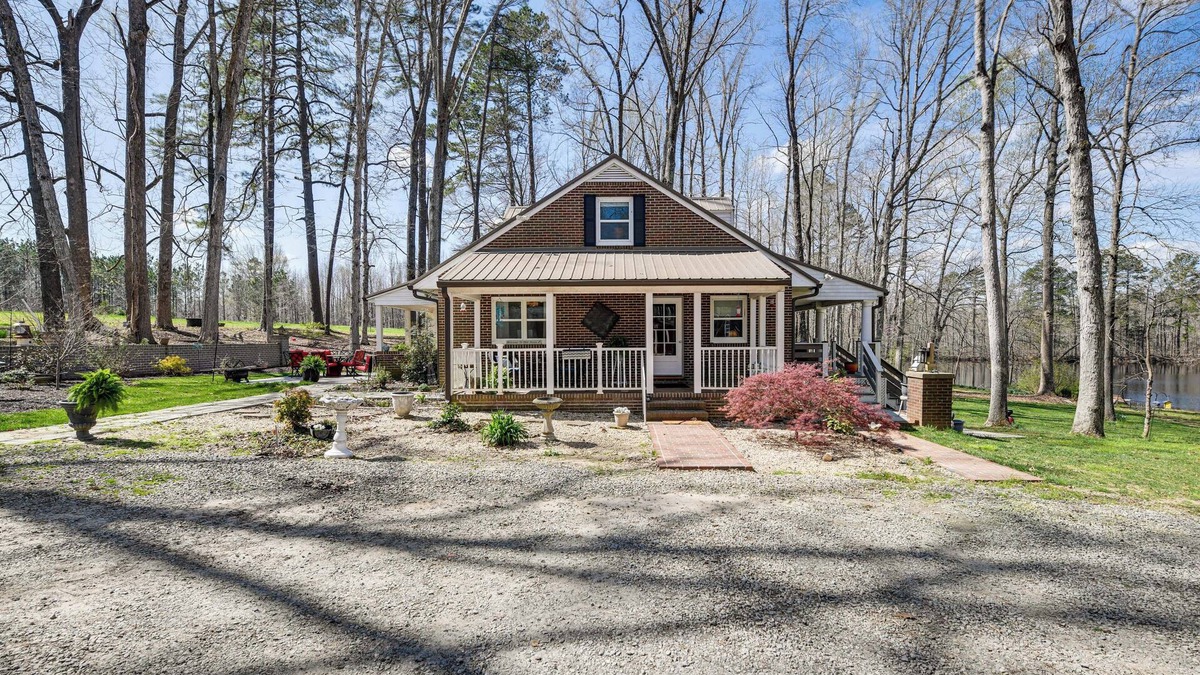 Wilsons House | Secluded Home w/2-Acre Fishing Pond