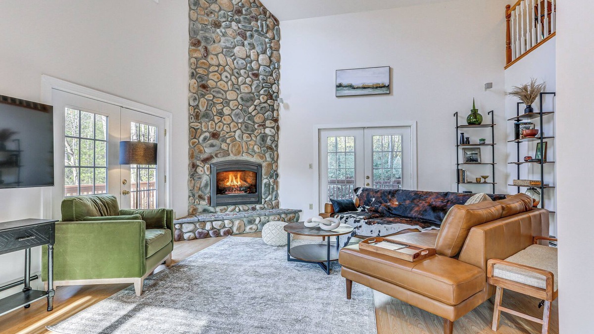 Kerhonkson House | Secluded Kerhonkson Retreat with Deck + Views!