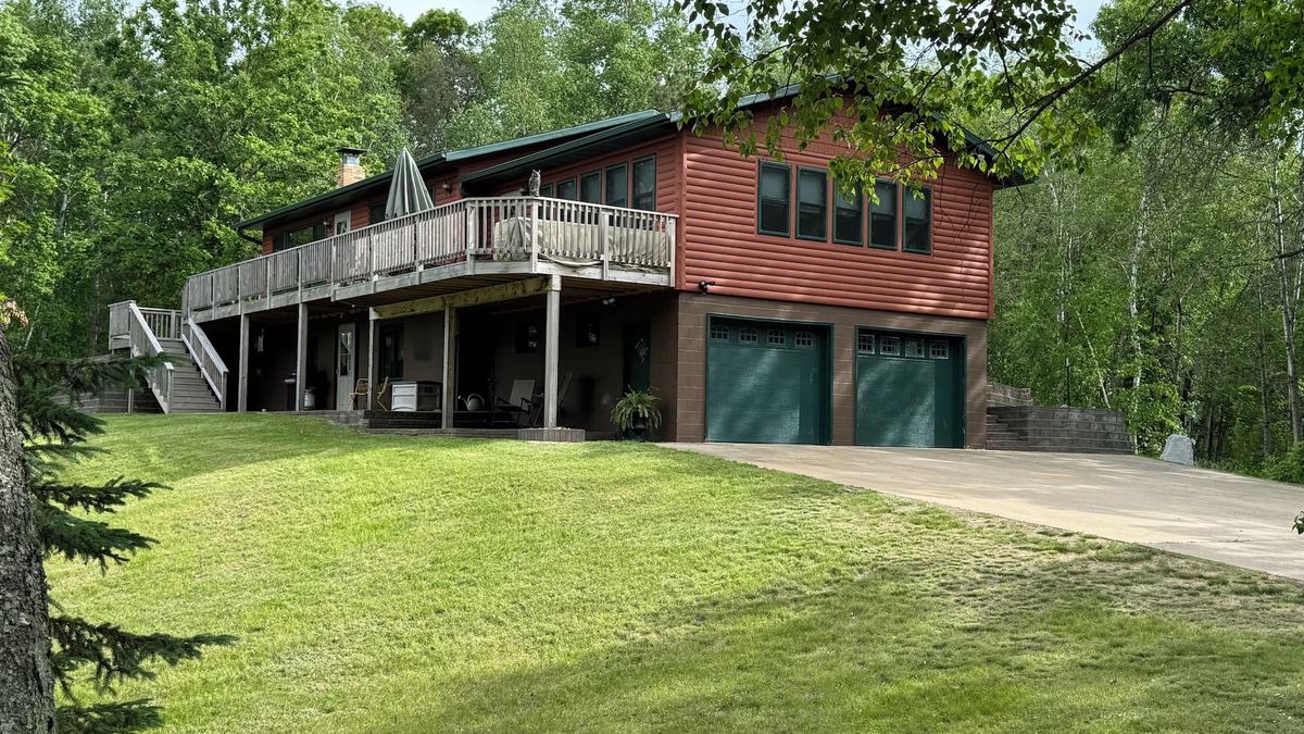 Pequot Lakes House | Secluded Lake House on 32 acres