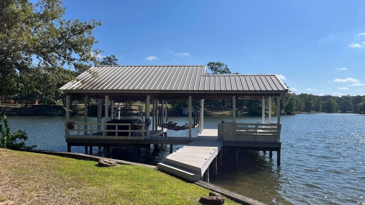 Dogwood House | Secluded Lake House on Lake Bob Sandlin with Private Boat Slip & Scenic Views